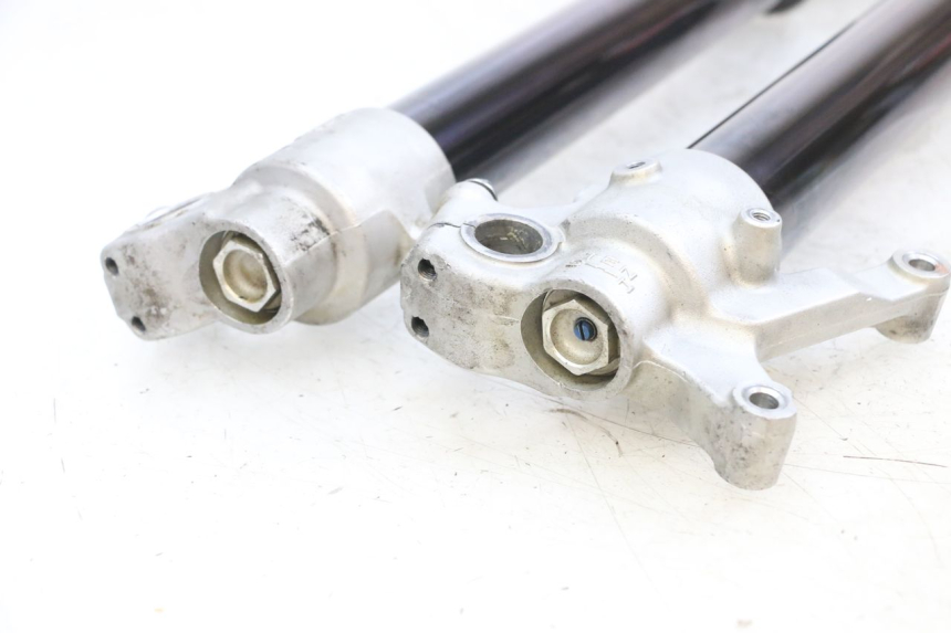 photo de BOTELLA HORQUILLA  KAWASAKI KXF KX-F 250 (2017 - 2019) - Ángulo de visión alternativo