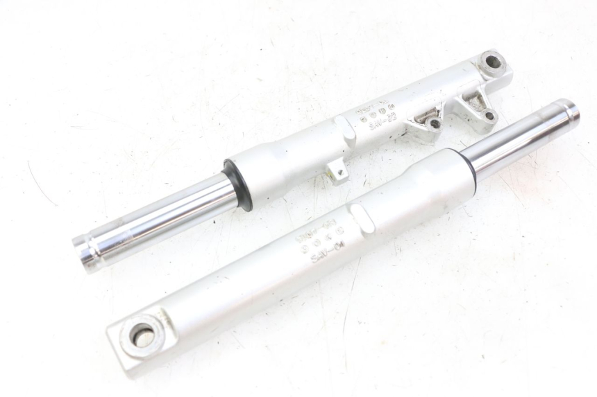 photo de BOTELLA HORQUILLA  PIAGGIO LIBERTY IGET 4T 50 (2021 - 2025) - Primer plano técnico
