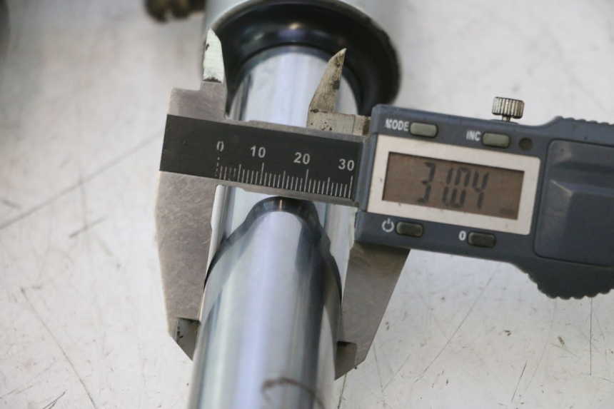 photo de BOTELLA HORQUILLA  KYMCO LIKE 125 (2009 - 2016) - Detalle de la pieza