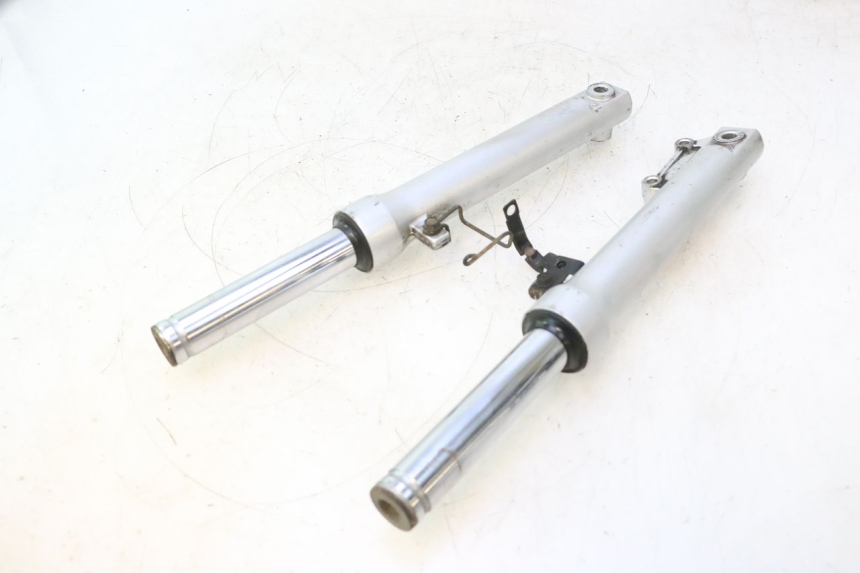 photo de BOTELLA HORQUILLA  KYMCO LIKE 125 (2009 - 2016) - Primer plano técnico