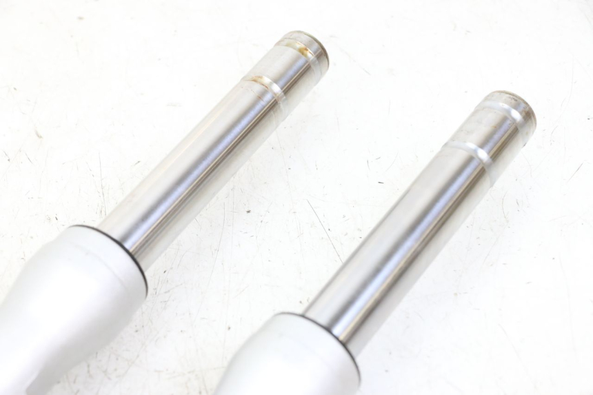 photo de BOTELLA HORQUILLA  LONGJIA SHARPY 125 (2020 - 2024) - Marcados y referencias originales