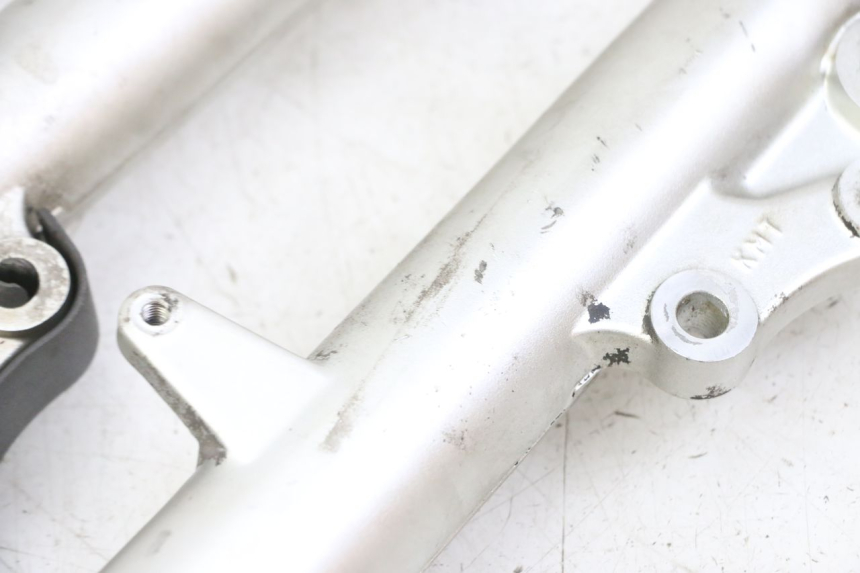 photo de BOTELLA HORQUILLA  GILERA NEXUS 125 (2009 - 2013) - Otra perspectiva