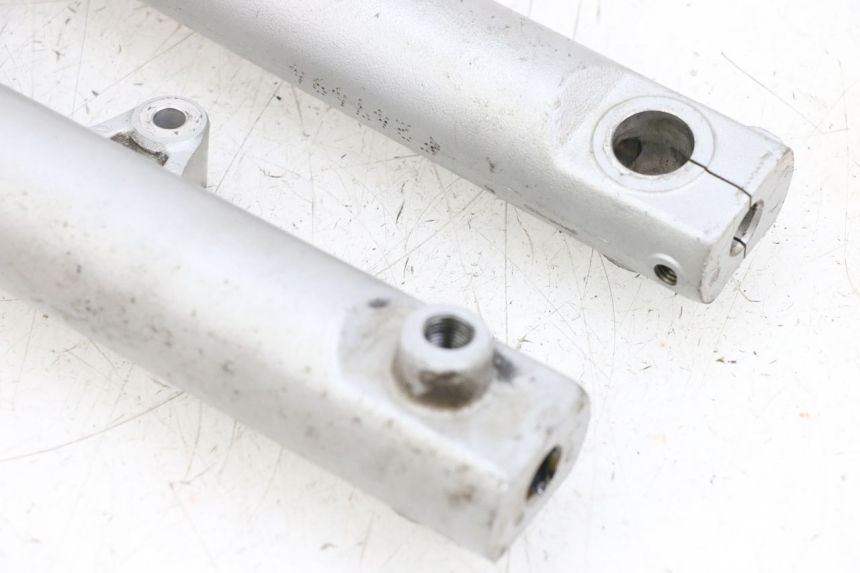 photo de BOTELLA HORQUILLA  HONDA NSR R 125 (1994 - 2003) - Inspección visual detallada