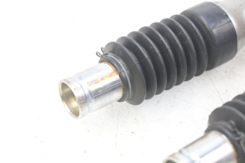 photo de TUBO DE HORQUILLA SYM ORBIT 2 4T 50 (2008 - 2017) - Zoom estado de uso