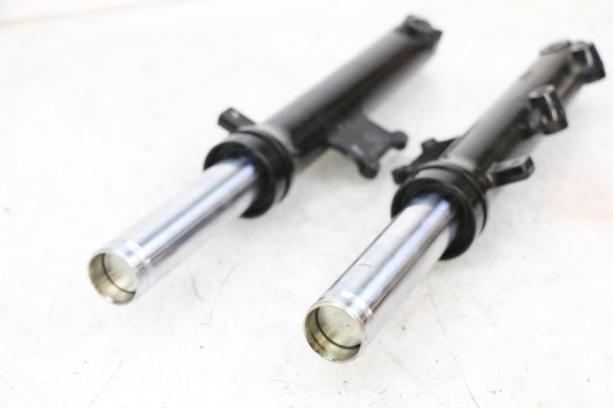 photo de TUBO DE HORQUILLA SYM ORBIT 2 4T 50 (2008 - 2017) - Otra perspectiva