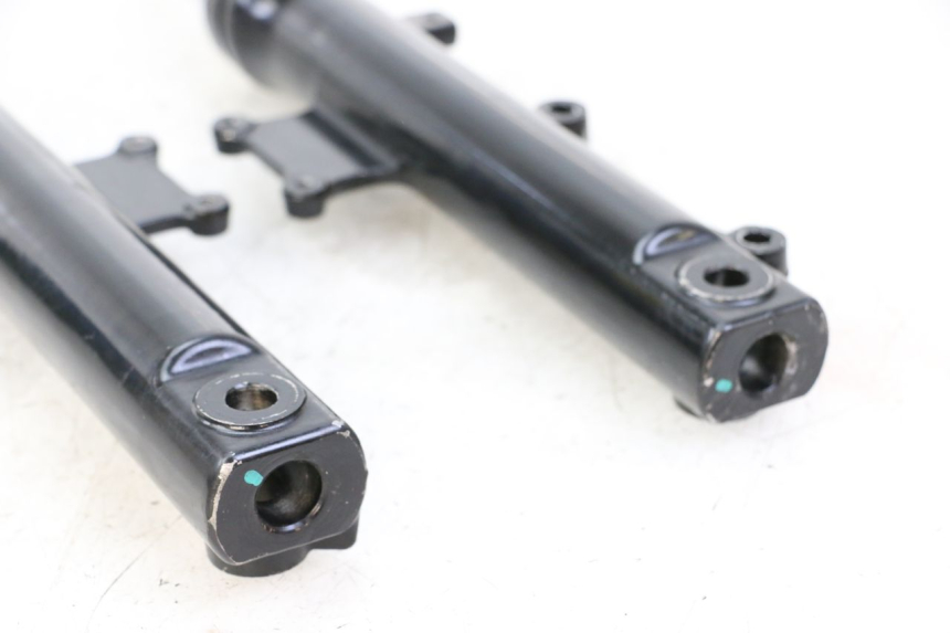 photo de TUBO DE HORQUILLA SYM ORBIT 2 4T 50 (2008 - 2017) - Estado de la superficie y material