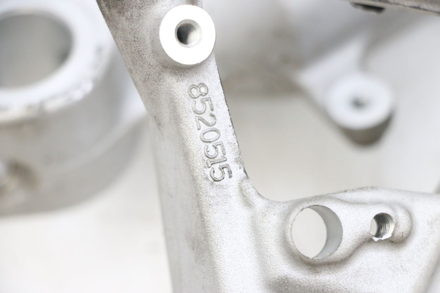 photo de BOTELLA HORQUILLA  BMW R GS 1250 (2021 - 2024) - Primer plano de alta resolución