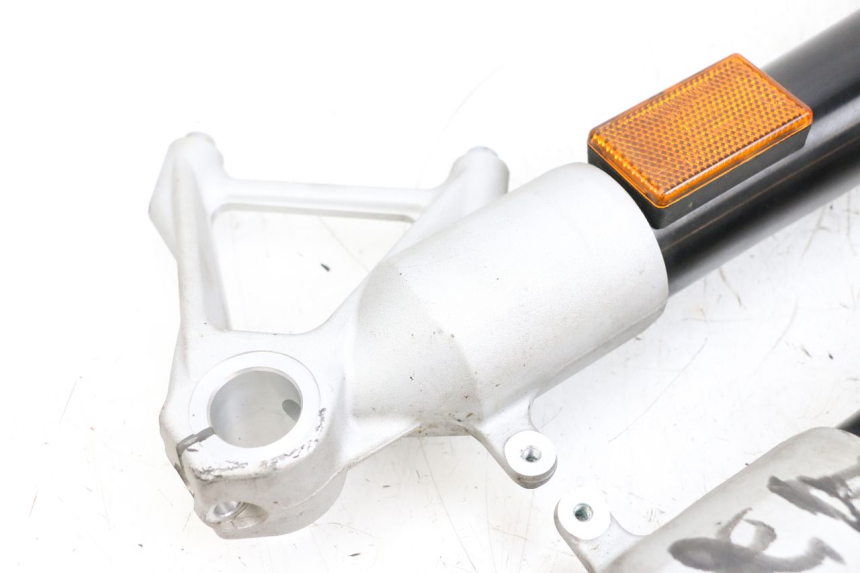 photo de BOTELLA HORQUILLA  BMW R GS 1250 (2021 - 2024) - Ángulo de visión alternativo