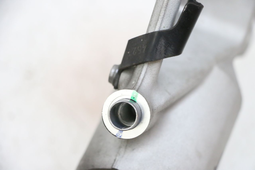 photo de BOTELLA HORQUILLA  BMW R GS 1250 (2021 - 2024) - Primer plano técnico