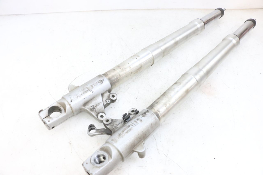 photo de BOTELLA HORQUILLA  BMW R RT ABS 1200 (2010 - 2014) - Primer plano técnico