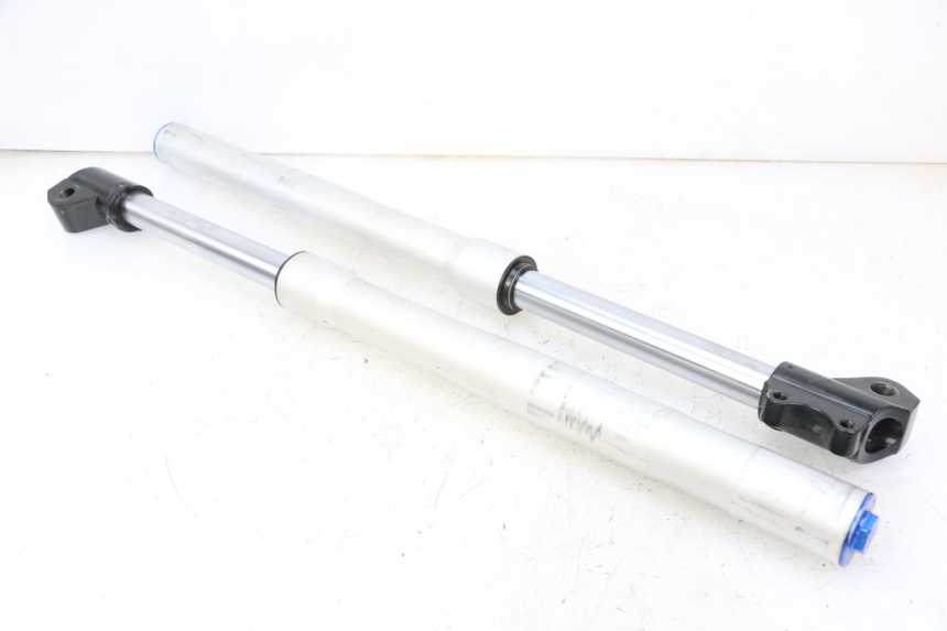 photo de BOTELLA HORQUILLA  APOLLO RFZ 125 - Vista principal