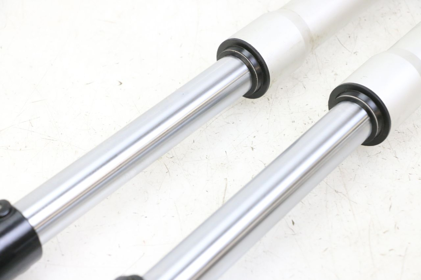 photo de BOTELLA HORQUILLA  APOLLO RFZ 125 - Foto de producto adicional