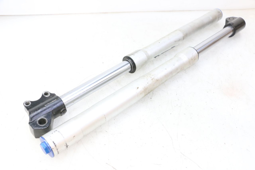 photo de TUBO DE HORQUILLA APOLLO RFZ 150 - Vista principal