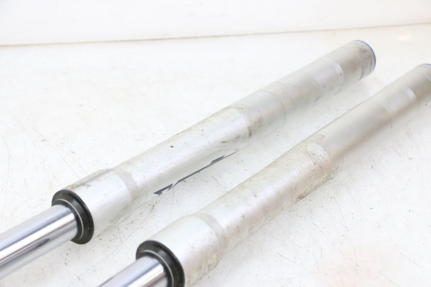 photo de TUBO DE HORQUILLA APOLLO RFZ 150 - Marcados y referencias originales