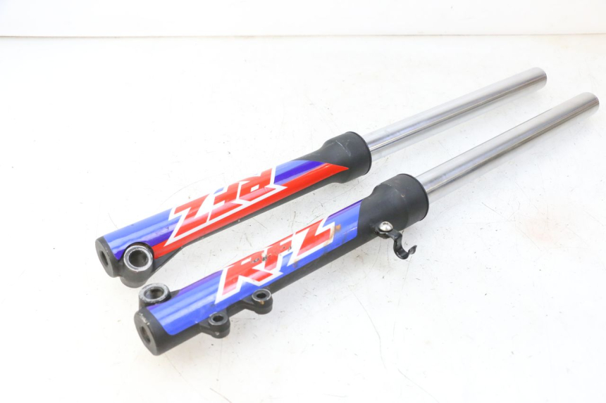 photo de BOTELLA HORQUILLA  APOLLO RFZ 125 - Vista principal