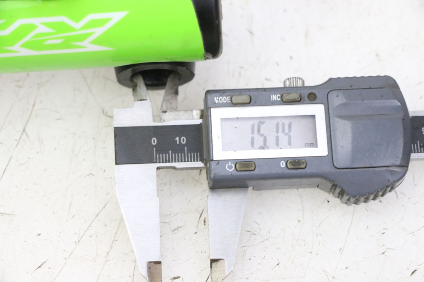 photo de BOTELLA HORQUILLA  APOLLO RFZ 125 - Detalle de la pieza