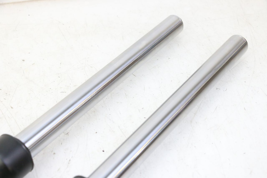 photo de BOTELLA HORQUILLA  APOLLO RFZ 125 - Marcados y referencias originales