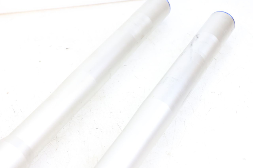 photo de BOTELLA HORQUILLA  APOLLO RFZ 140 - Primer plano técnico