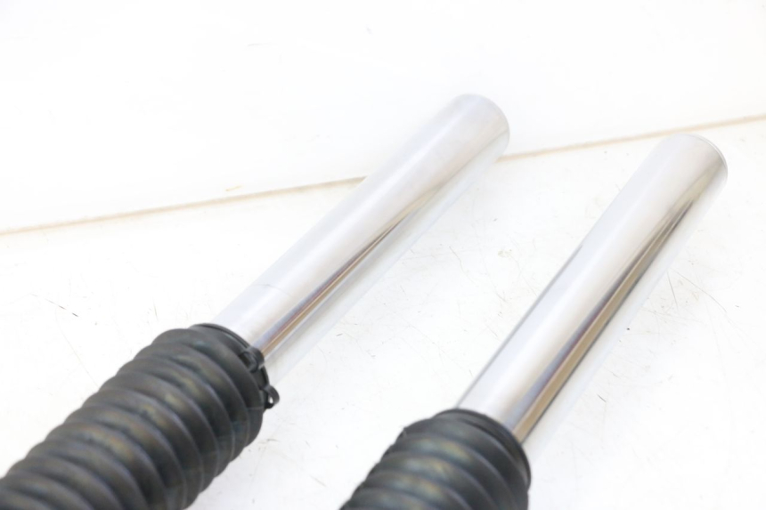 photo de BOTELLA HORQUILLA  ROYAL ENFIELD SCRAM 411 (2022 - 2024) - Recambio usado revisado