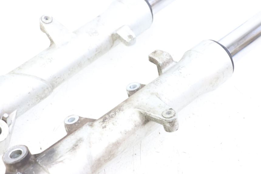 photo de Tubo de horquilla DAELIM S3 125 (2010 - 2017) - Recambio usado revisado