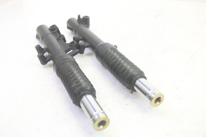 photo de BOTELLA HORQUILLA  JM MOTORS SANTANA EVO 50 (2024 - 2026) - Vista general del producto