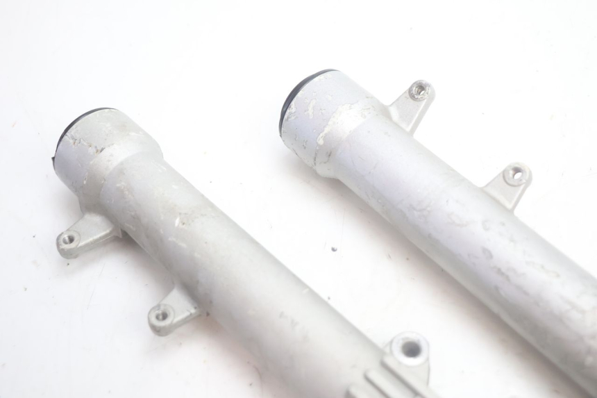 photo de BOTELLA HORQUILLA  YAMAHA SLIDER 50 (1999 - 2004) - Detalle de la pieza