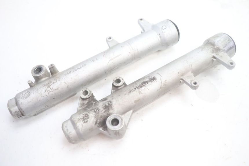 photo de BOTELLA HORQUILLA  YAMAHA SLIDER 50 (1999 - 2004) - Primer plano de alta resolución