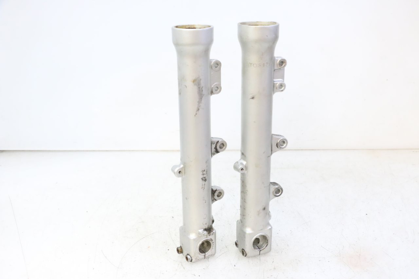 photo de BOTELLA HORQUILLA  TRIUMPH SPRINT 900 (1995 - 1998) - Detalle de la pieza