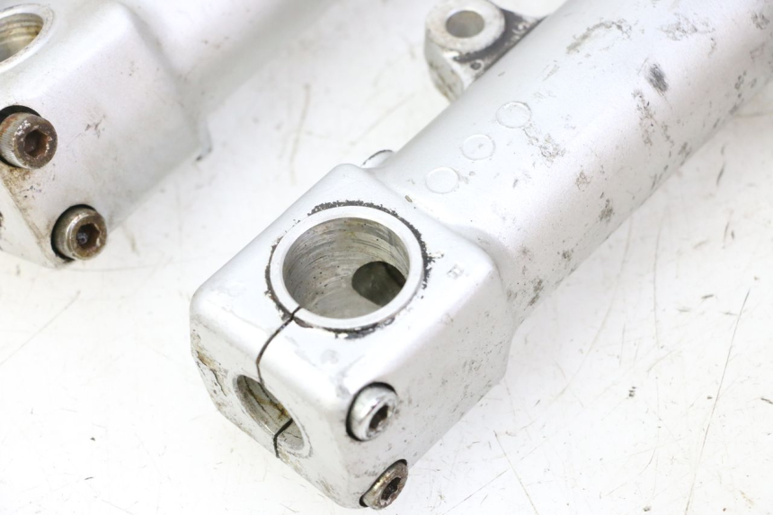 photo de BOTELLA HORQUILLA  TRIUMPH SPRINT 900 (1995 - 1998) - Otra vista del artículo