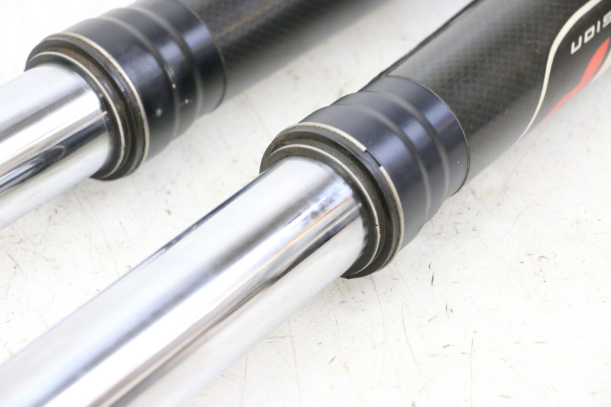 photo de BOTELLA HORQUILLA  KTM SUPERENDURO R 950 (2005 - 2009) - Ángulo de visión alternativo