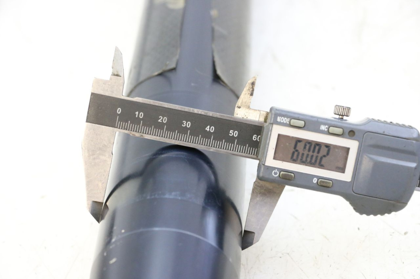 photo de BOTELLA HORQUILLA  KTM SUPERENDURO R 950 (2005 - 2009) - Otra perspectiva