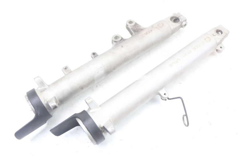 photo de BOTELLA HORQUILLA  SUZUKI GS F 500 (2004 - 2007) - Zoom estado de uso