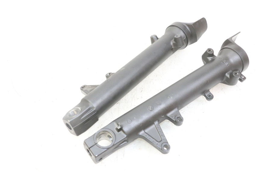 photo de BOTELLA HORQUILLA  SUZUKI GSX F GSXF 650 (2007 - 2015) - Otra perspectiva