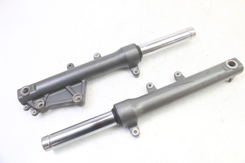 photo de TUBO DE HORQUILLA APRILIA SXR 50 (2021 - 2023) - Estado de la superficie y material