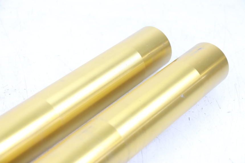 photo de BOTELLA HORQUILLA  VENT DERAPAGE 50 (2018 - 2023) - Detalles de los puntos de fijación