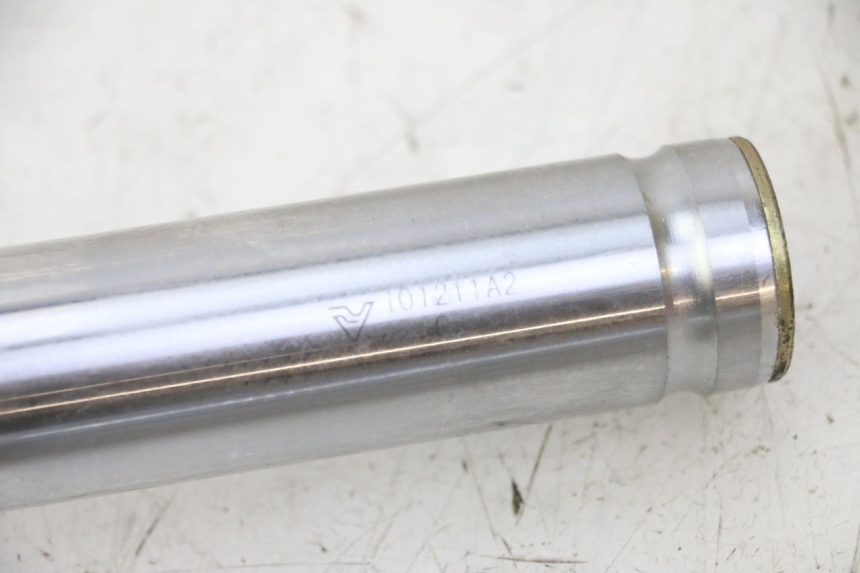 photo de BOTELLA HORQUILLA  PEUGEOT VIVACITY NEW 4T 50 (2008 - 2017) - Detalle de la pieza