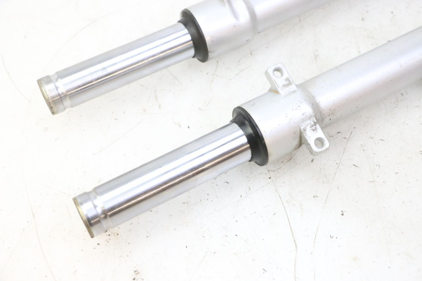 photo de BOTELLA HORQUILLA  PEUGEOT VIVACITY NEW 4T 50 (2008 - 2017) - Marcados y referencias originales