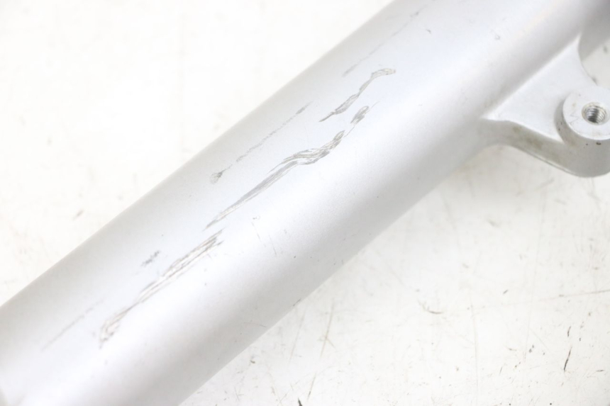 photo de BOTELLA HORQUILLA  DAELIM VJ ROADWIN FI 125 (2008 - 2017) - Otra vista del artículo