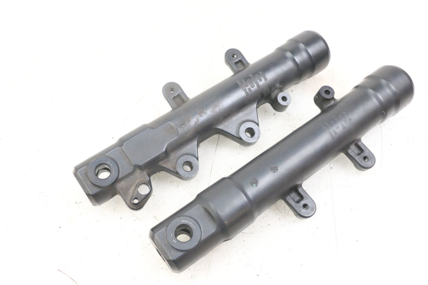 photo de TUBO DE HORQUILLA YAMAHA XMAX X-MAX ABS 125 (2017 - 2020) - Detalle de la pieza