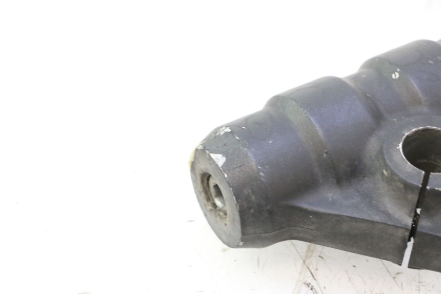 photo de BOTELLA HORQUILLA  YAMAHA X-MAX XMAX 125 (2010 - 2013) - Primer plano técnico