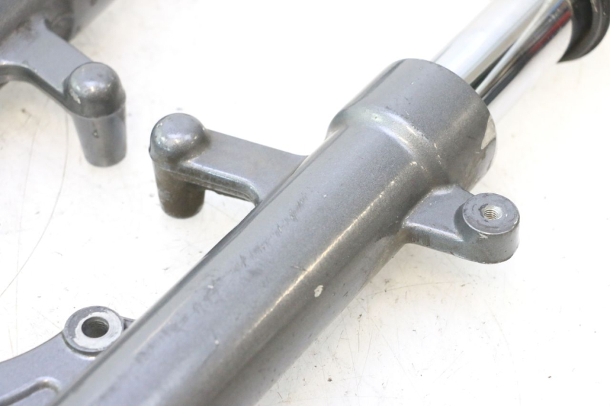 photo de TUBO DE HORQUILLA YAMAHA XMAX X-MAX 125 (2006 - 2009) - Detalle de la pieza