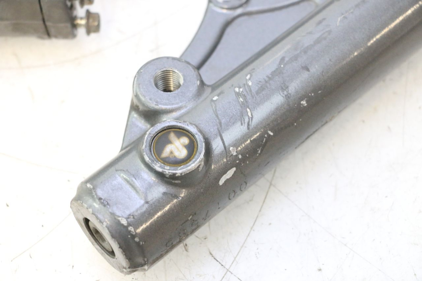 photo de TUBO DE HORQUILLA YAMAHA XMAX X-MAX 125 (2006 - 2009) - Zoom estado de uso