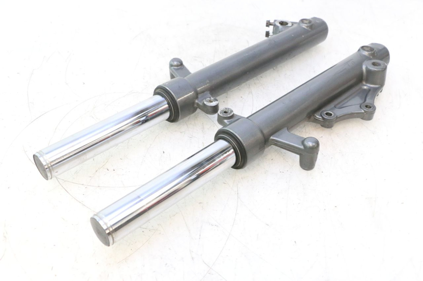 photo de TUBO DE HORQUILLA YAMAHA XMAX X-MAX 125 (2006 - 2009) - Vista principal