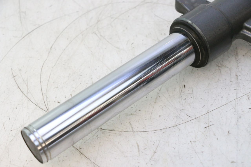 photo de TUBO DE HORQUILLA YAMAHA XMAX X-MAX 125 (2006 - 2009) - Vista general del producto