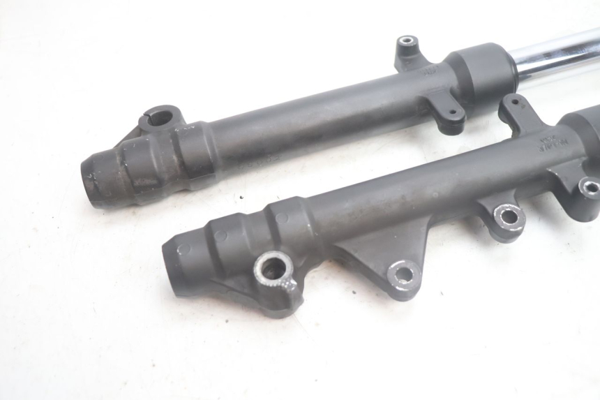 photo de BOTELLA HORQUILLA  YAMAHA X-MAX XMAX 125 (2010 - 2013) - Recambio usado revisado