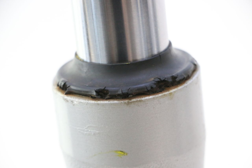 photo de BOTELLA HORQUILLA  HONDA XLV VARADERO 125 (2007 - 2012) - Estado de la superficie y material