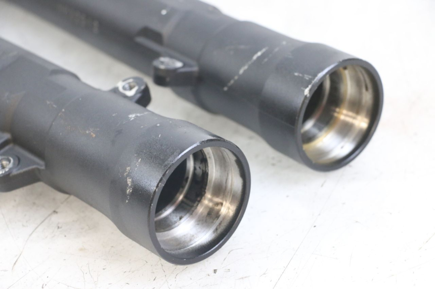 photo de TUBO DE HORQUILLA YAMAHA XT X 660 (2004 - 2016) - Otra perspectiva