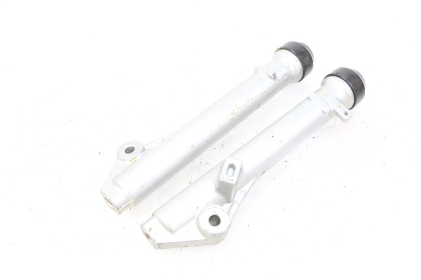 photo de TUBO DE HORQUILLA YAMAHA PW 80 (1983 - 2014) - Primer plano técnico