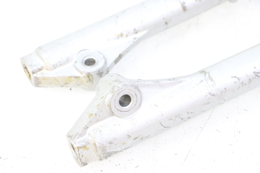 photo de TUBO DE HORQUILLA YAMAHA PW 80 (1983 - 2014) - Estado de la superficie y material