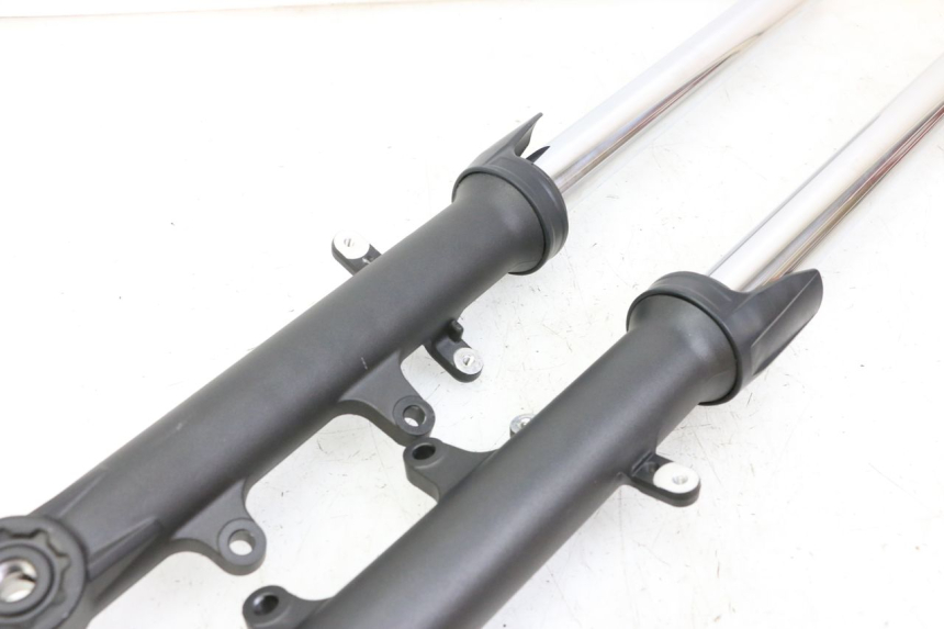 photo de BOTELLA HORQUILLA  YAMAHA TRACER 7 700 (2020 - 2024) - Otra vista del artículo